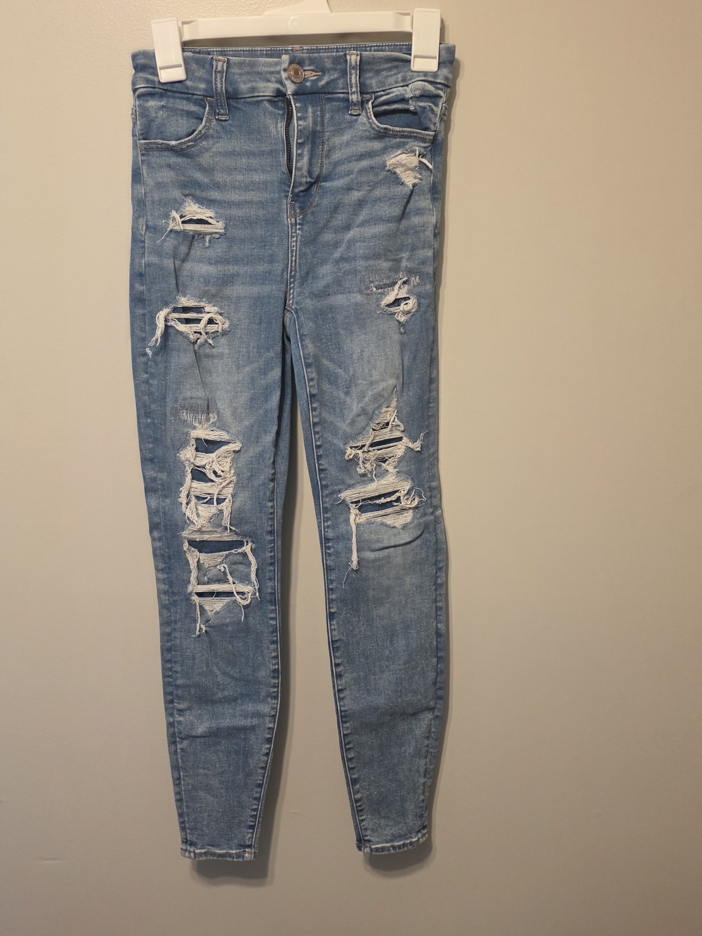 American Eagle Outfitters Light Blue Ripped Skinny Jeans